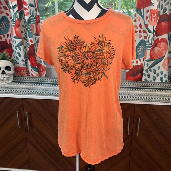 Torrid Sunflower Heart Vintage Cotton Slub Crew Neck Tee Size 00 - Picture 4 of 9